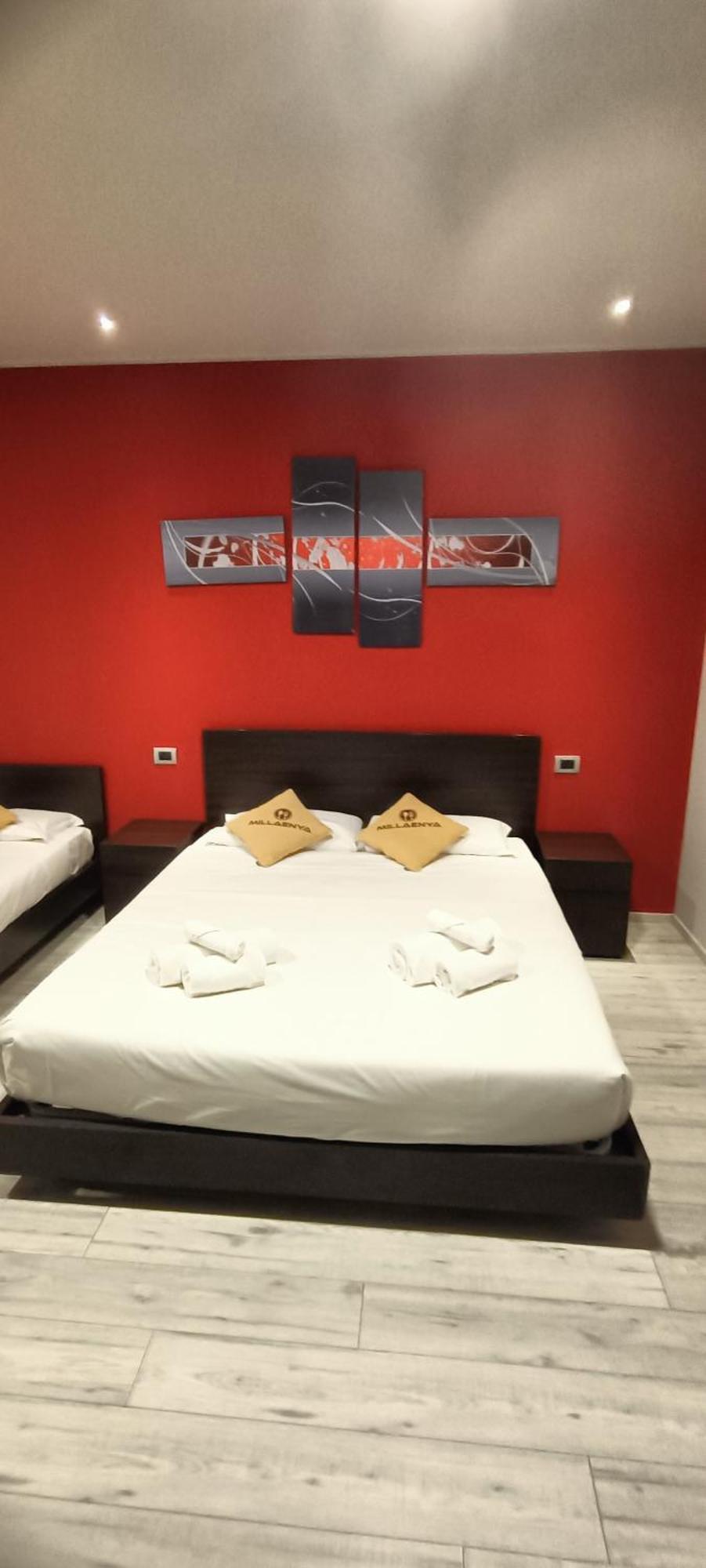 Millaenya Inn Entratico Екстер'єр фото
