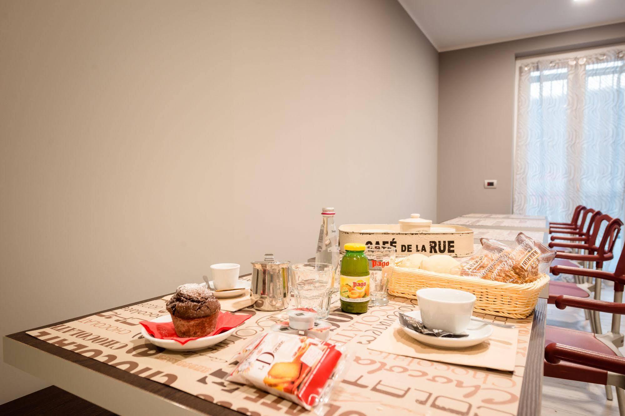 Millaenya Inn Entratico Екстер'єр фото